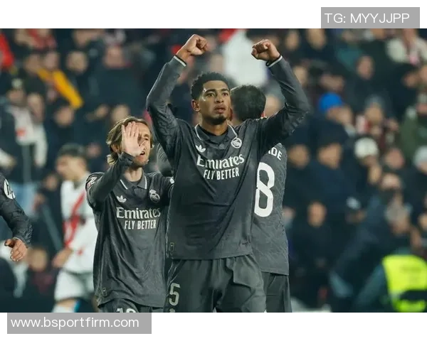 贝林厄姆荣膺英格兰队202425赛季最佳男球员表现卓越助攻频繁