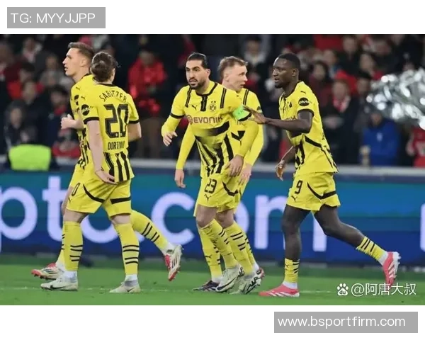 多特蒙德创造历史欧冠赛季前三场均打入四球的壮举