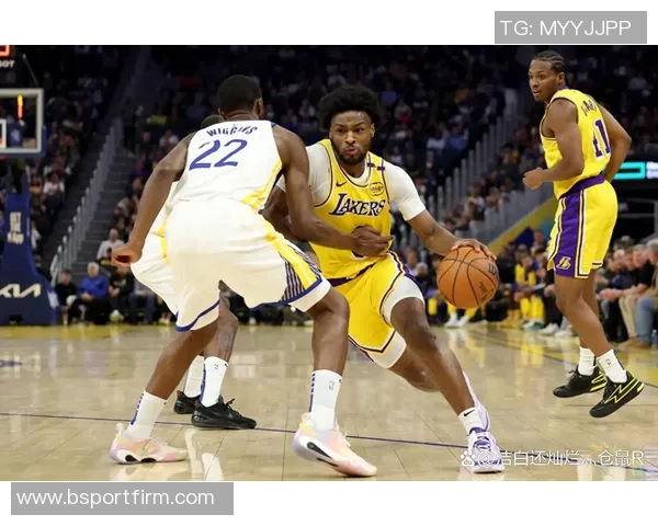 南湾湖人战胜圣克鲁兹勇士布朗尼贡献全能表现阿杜稳定发挥助队取胜