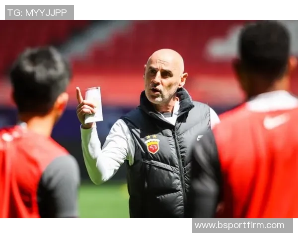 朱艺点评穆斯卡特教练成功之道高压进攻与灵活性不足的对比分析