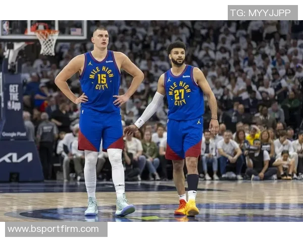 穆雷称赞约基奇中锋助攻王地位展现无私精神超越天勾风范